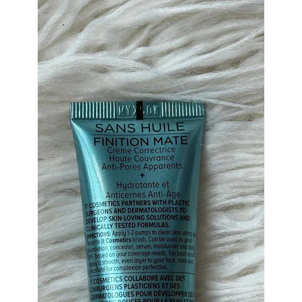 IT Cosmetics CC+ Cream Natural Matte Foundation with SPF 40 Rich